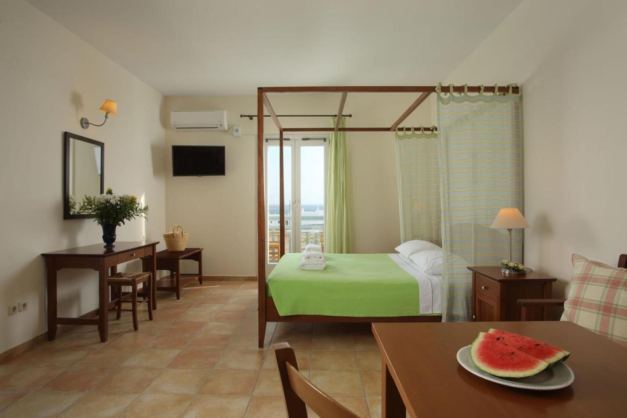 Aeolos Hotel Koufonisia Exterior foto